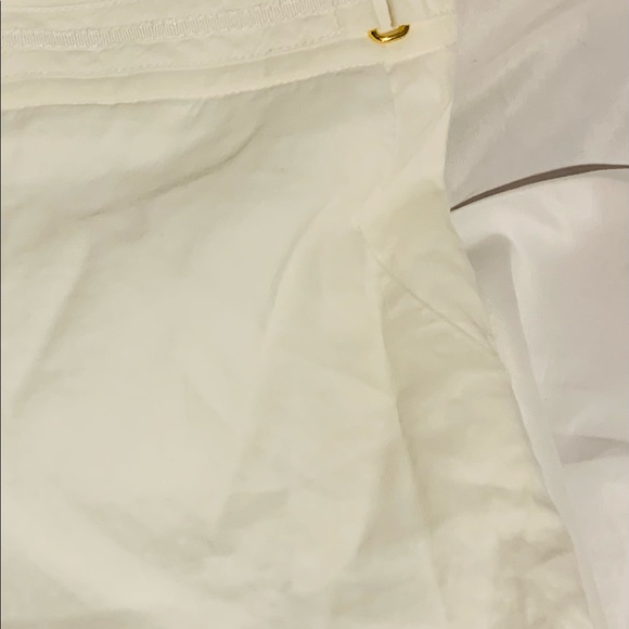 Pristine white linen Sz10 “Bebe” lined shorts - Picture 3 of 4